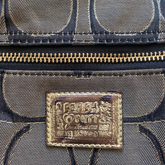 Coach Poppy Shoulder Bag - Picture 2 of 7
